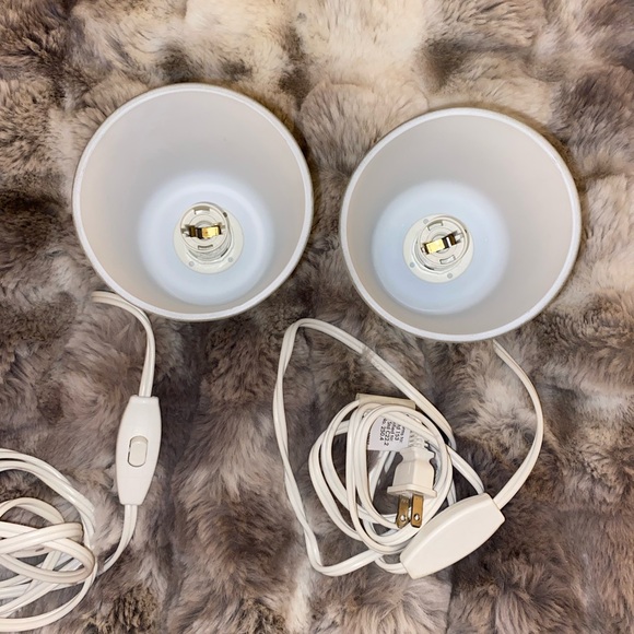 Set of 2 Ikea ISBRYTARE Table lamps - Picture 3 of 6